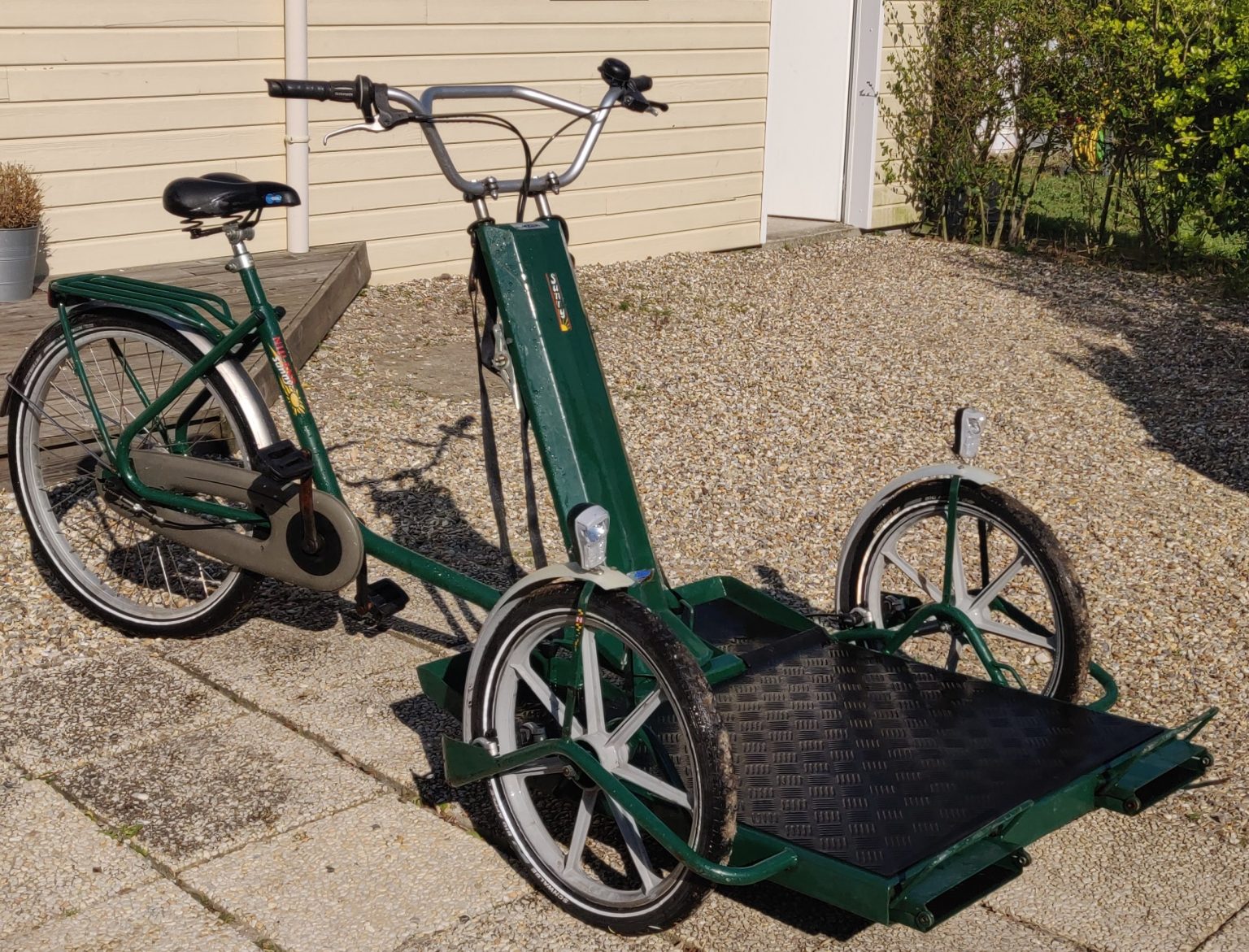 Les vélos pour fauteuil roulant Les Vélos d'Anatole